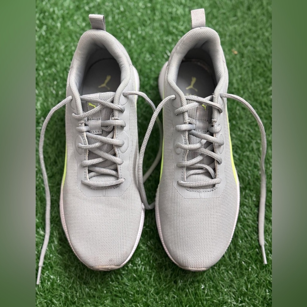 Puma Men's Light‎ Gray Athletic Shoes Size 8